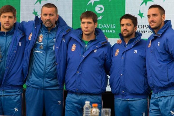 Švajcarci opet napali Srbe: Pokrenuli staru priču da su Janko i Viktor sumnjičeni za nameštanje!