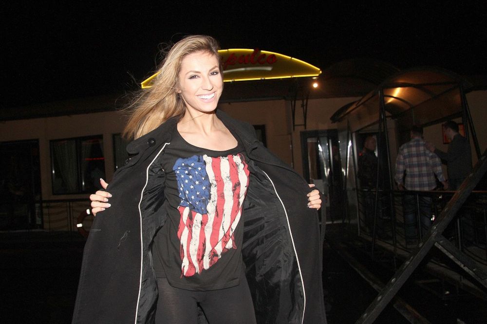 Romantik ili psihopata? Radi Manojlović udvarač uništio pola zgrade (FOTO)