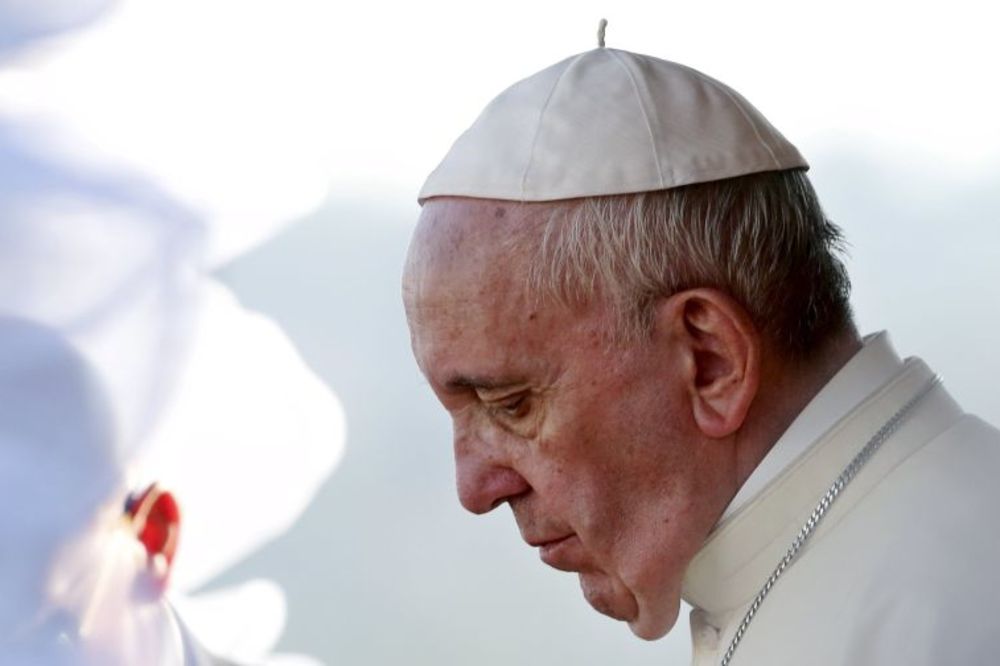 Papa Franja poručio davoskoj eliti: Ne zaboravite siromašne! (FOTO)