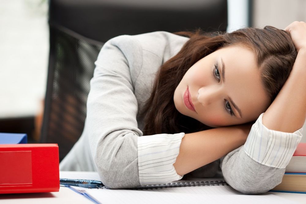 Ovih 7 stvari vas čine depresivnim, a ne shvatate ih ozbiljno (GIF)