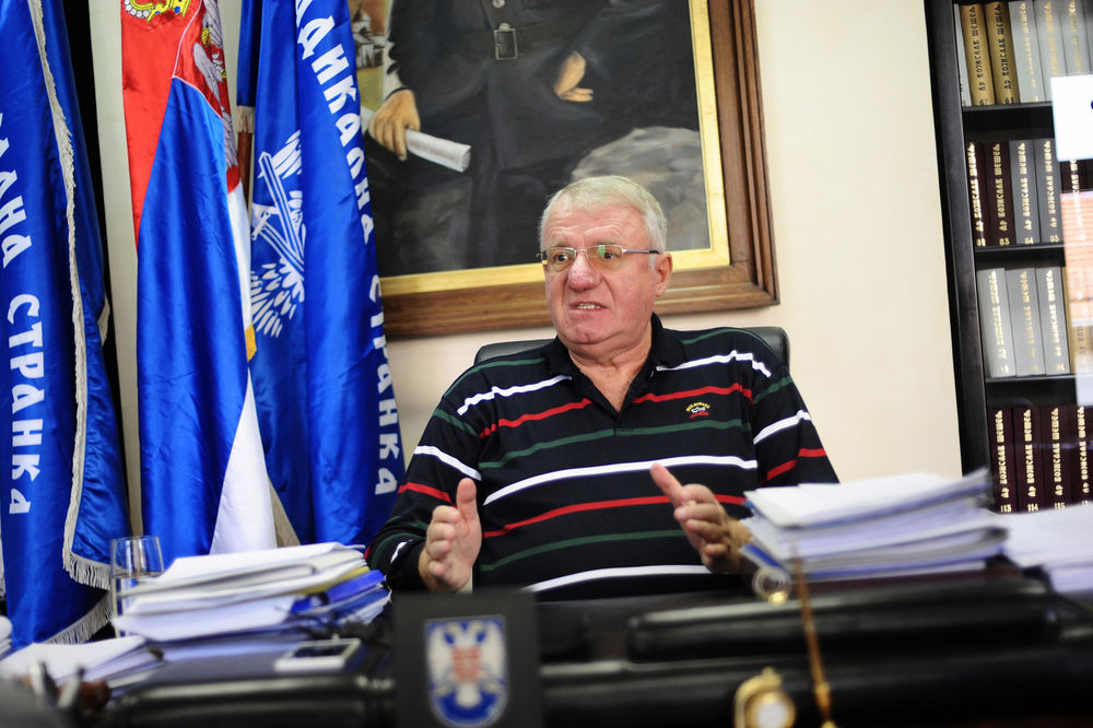 Šešelj za Espreso: Nove dosmanlije su stara glupost! (FOTO) (VIDEO)