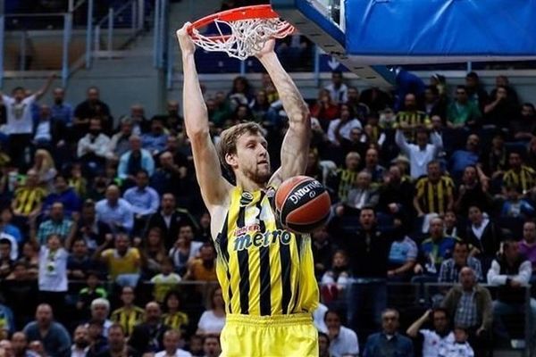 Obradovićev Fenerbahče je perpetuum mobile na parketu! Olimpijakos ponižen u Litvaniji (VIDEO)