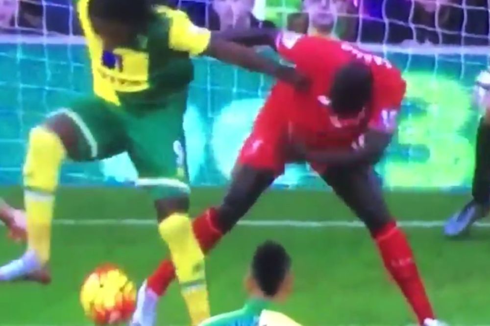 Svaka čast majstore: Mbokani dao gol Liverpulu gao na malom fudbalu! (VIDEO)