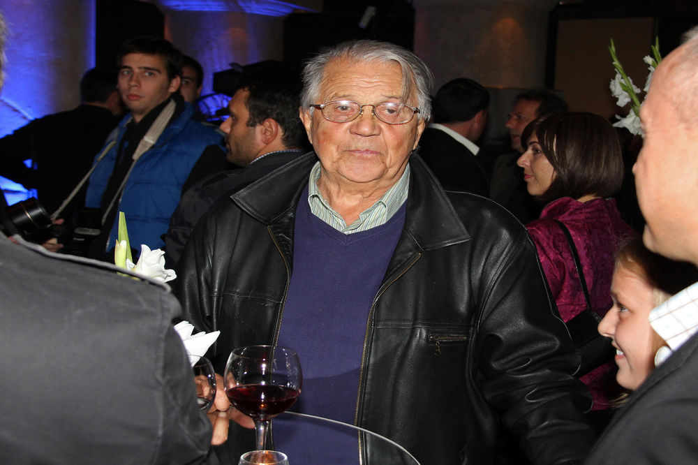 Krao i bežao od Nemaca da bi prehranio porodicu: Kako je Bora Todorović kao mali preživeo rat! (FOTO)