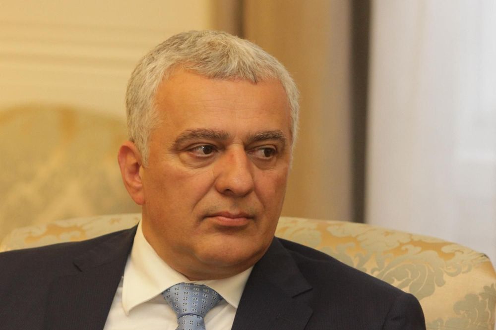 Hoće Milu da vide leđa: DF poziva crnogorsku opoziciju da napusti parlament (FOTO)