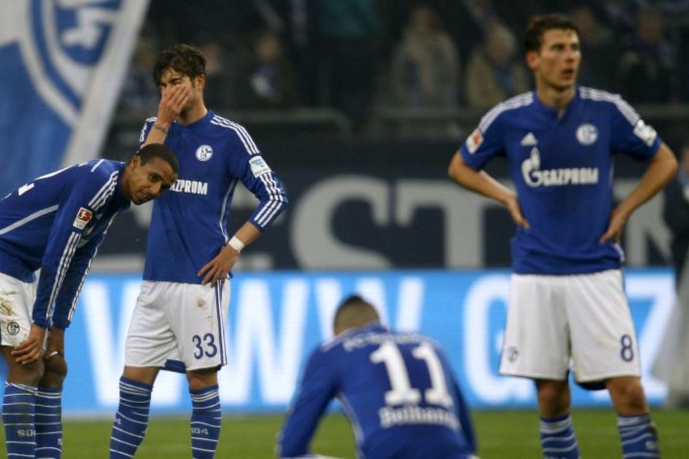 Het-trik Majera za pobedu Ajntrahta, Verder iznenadio Šalke u gostima (VIDEO)