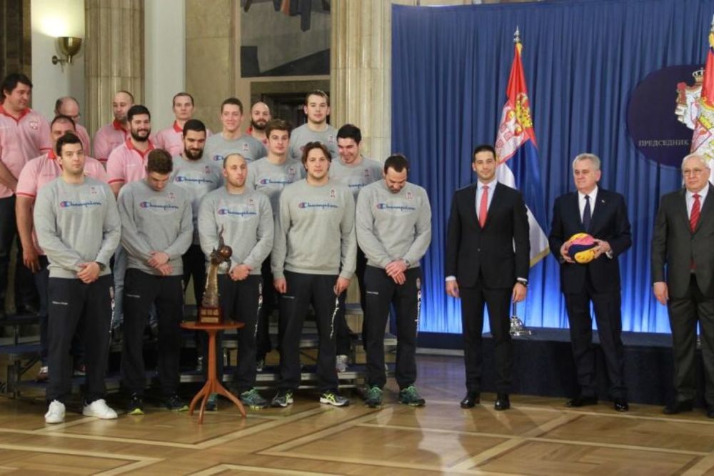 Udovičić obećao po 20.000 evra svakom vaterpolisti do petka, a evo i šta je rekao o podeli karata!