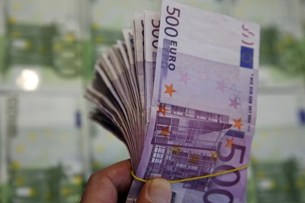 Da li je i vama plata 414 evra? Država tvrdi da jeste, da li joj verujete?