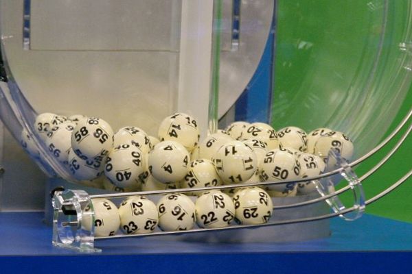 Zbog čega igramo lutriju kada znamo da su šanse za dobitak skoro nepostojeće? (GIF) (FOTO)