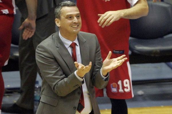 Za Radonjića ne postoji opravdanje za poraz u derbiju!