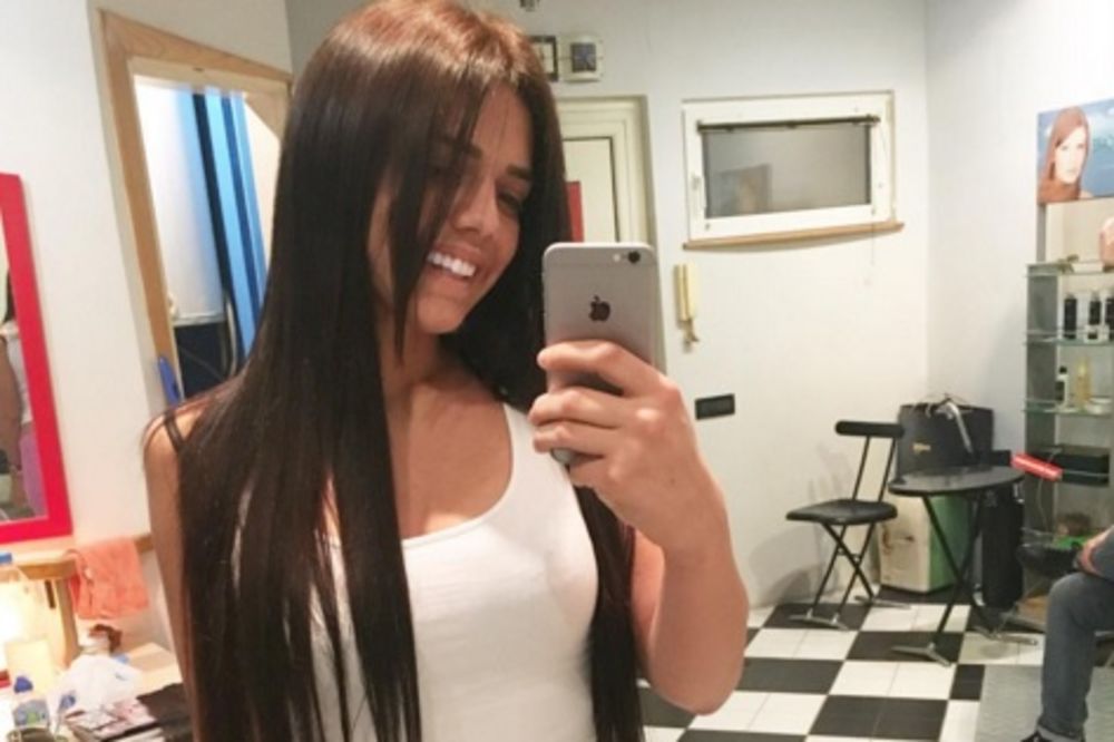 Ovo je jedina zajednička fotka koju je Maša sačuvala posle raskida! Da li je to dokaz da još voli Veljka?