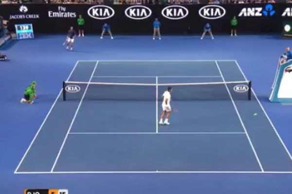 Poen koji pokazuje svu savršenost Đokovićeve igre protiv Federera! (VIDEO)