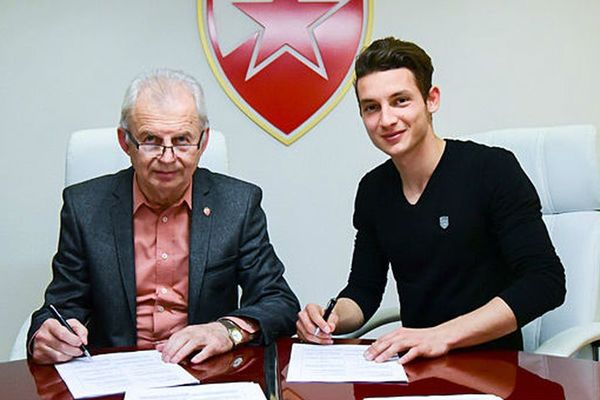 Babunski konačno potpisao: U Zvezdi do 2018. godine!