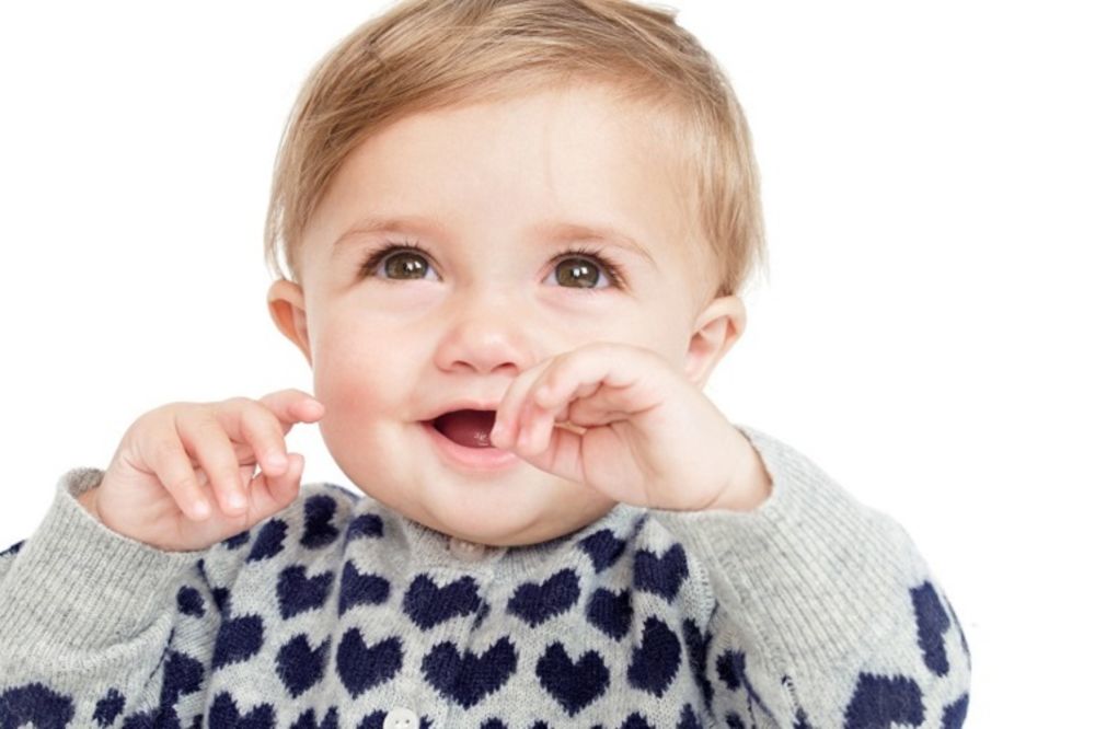 Njihova imena su satkana od ljubavi: Saznajte koja su najlepša imena za bebe (FOTO) (GIF)