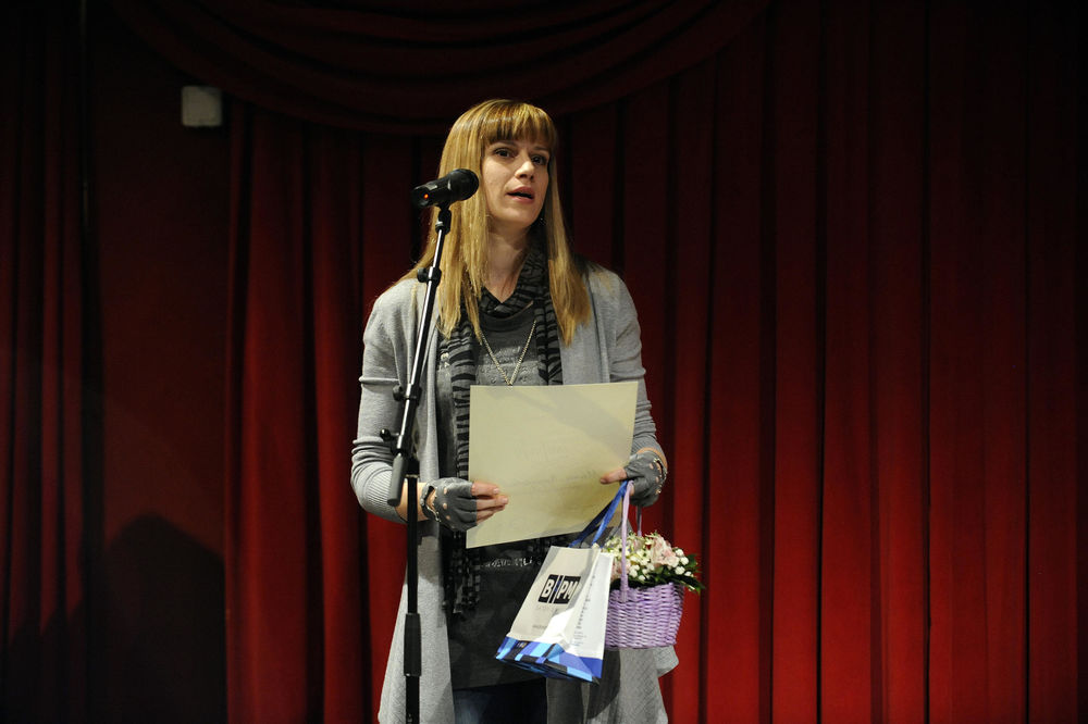 Mina Lazarević se oglasila prvi put posle batina! I to na kakav način! Evo šta je poručila!