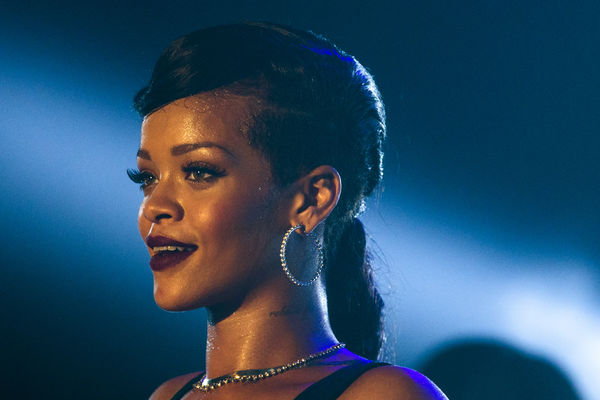 Konačno u prodaji: Stigao je novi Rijanin album ANTI (VIDEO)