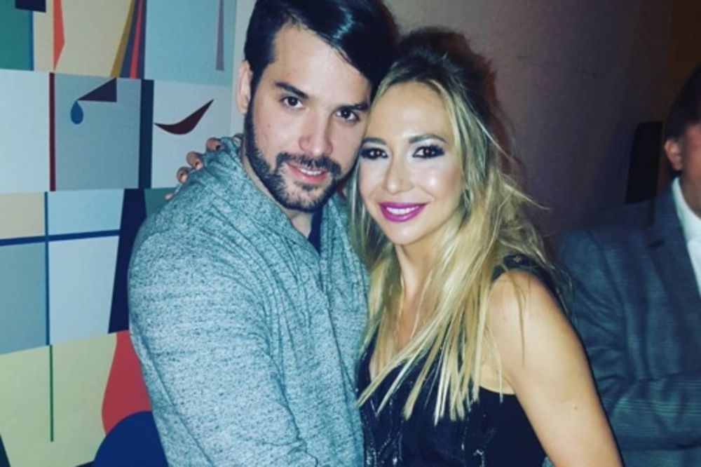 Brenin sin promenio imidž! Ma, kakav Bred Pit - Filip je sad još veći šmeker! (FOTO)