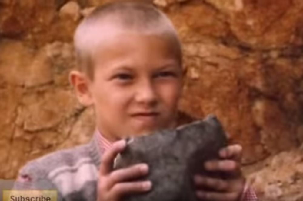 Šut bolan, erotika! 20 godina kasnije - mali Milan iz Lepih sela je postao opasan frajer! (VIDEO)