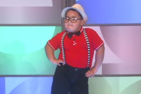 Nikad slađe filipinsko Biberče: Mali razvaljuje kako đuska! (VIDEO)