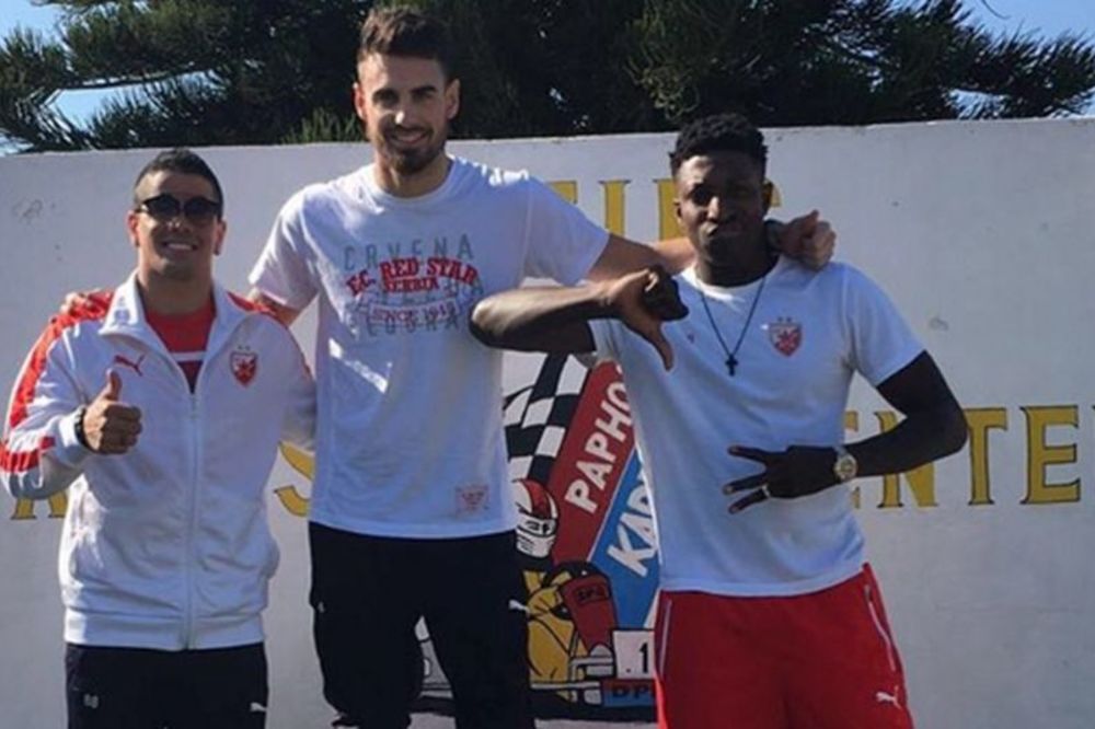 Ko najbolje vozi karting u Zvezdi, a ko je zapalio na plažu? (FOTO)