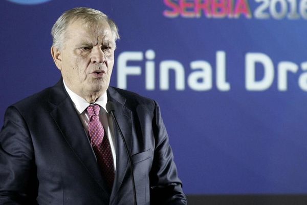 Novo odlaganje: Tole Karadžić sigurno ostaje na čelu FSS do leta!