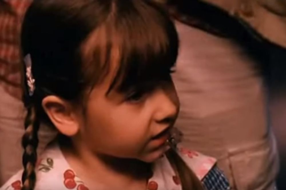 Evo kako danas izgleda i šta radi devojčica iz filma Mrtav ladan! (FOTO)
