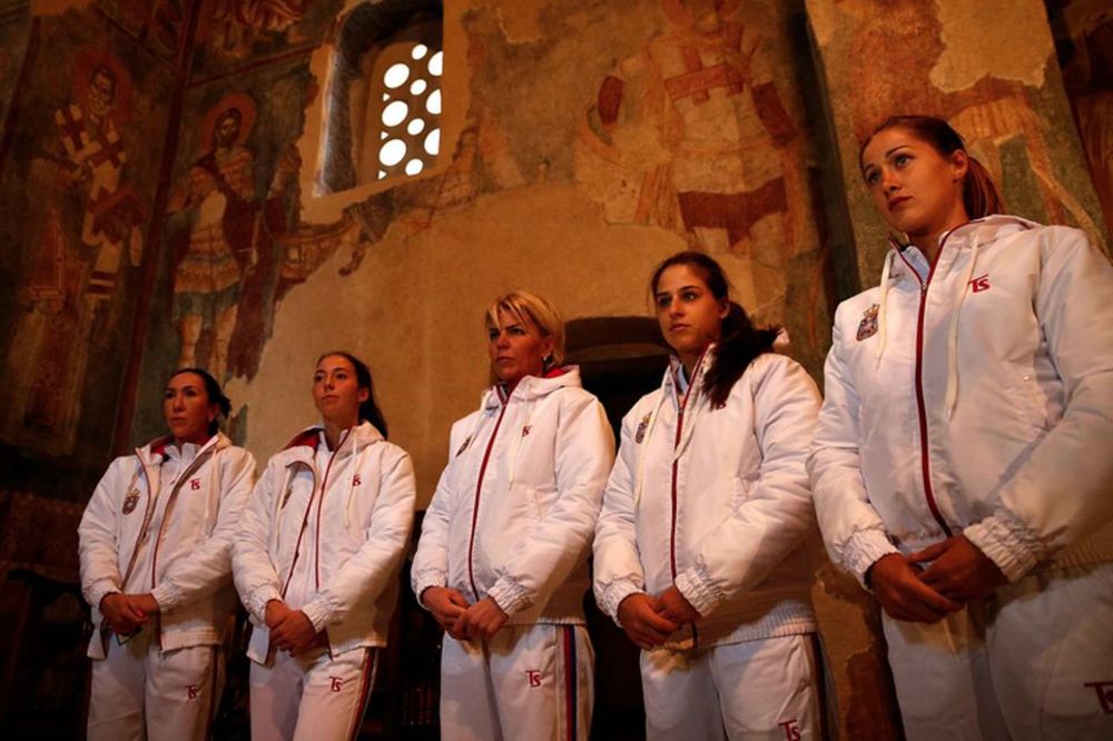 U Žiči je recept za Špankinje: Naše teniserke posetili slavni manastir!