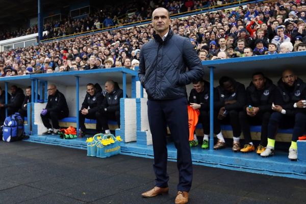 Ludi zimski ples menadžera Evertona! (VIDEO)