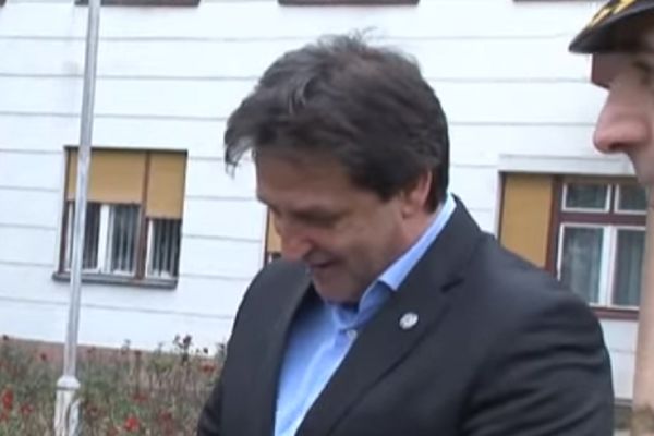Čuda da se dese: Smenjen Bata Gašić! Šta ćemo sad bez njega?! (VIDEO)
