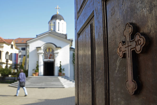Prva presuda za zlostavljanje u SPC! A reakcija crkve će vas naterati da se zapitate da li postoji Bog!