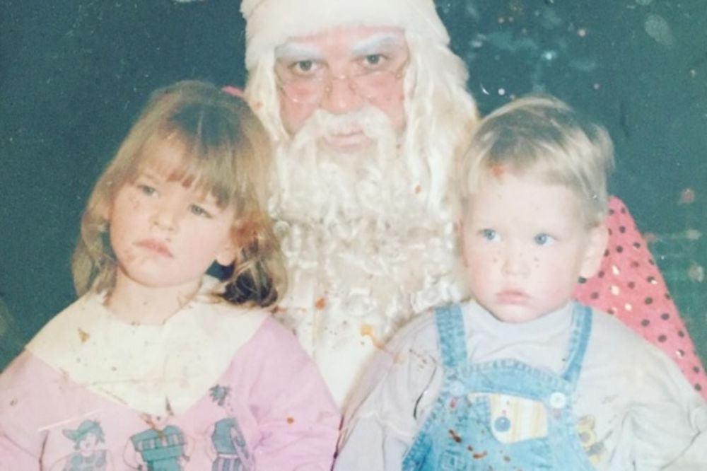 Devojčica u krilu Deda Mraza je danas manekenka, koja zavodi najpoželjnije srpske sportiste!