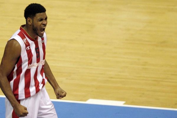 Preporodio se od kad je otišao: Rajan Tompson skoro nepogrešiv, rešio meč sa 23 poena! (VIDEO)