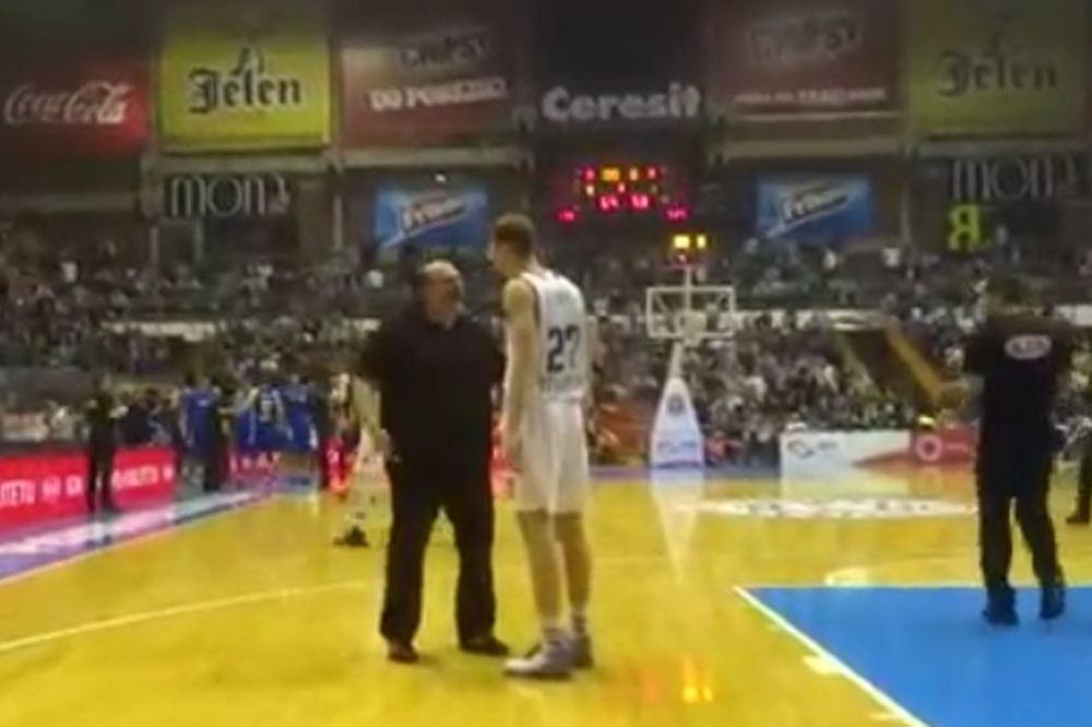 Vrabac je toliko iznervirao Džikića da je ovaj ušao na parket da mu očita lekciju! (VIDEO)