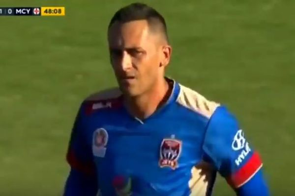 Bivši napadač Zvezde rešeta po Australiji, presudio i Melburnu! (GIF)  (VIDEO)