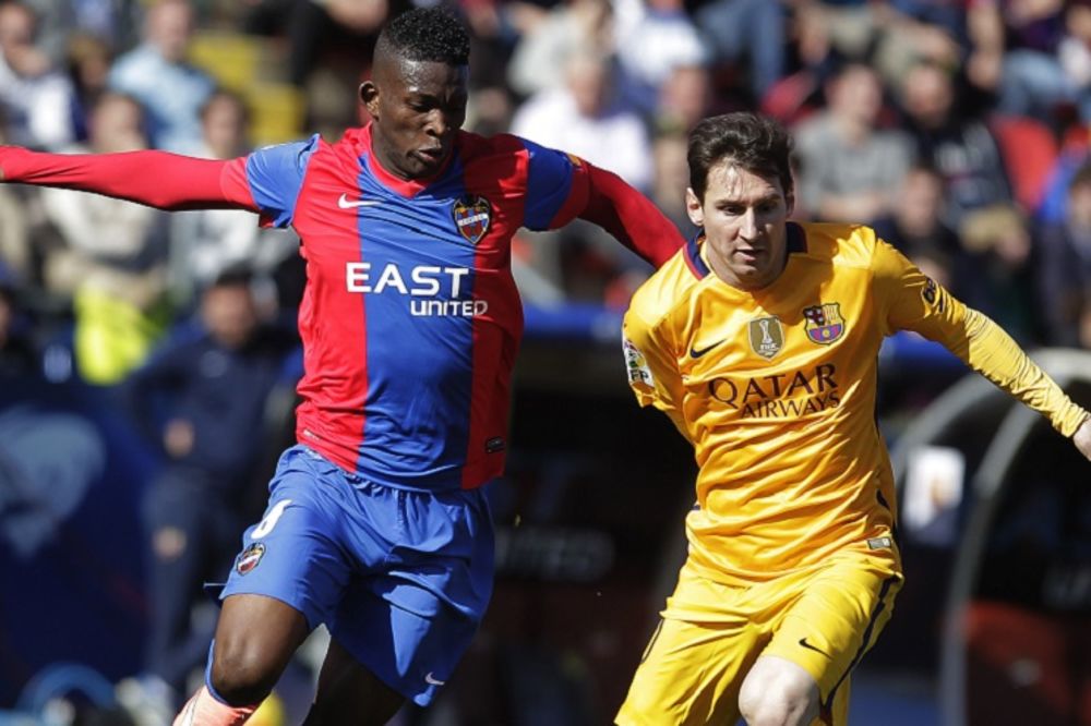 Barsa je izvela perfektnu akciju i Mesi je dao gol, a onda se javio sudija! (VIDEO)