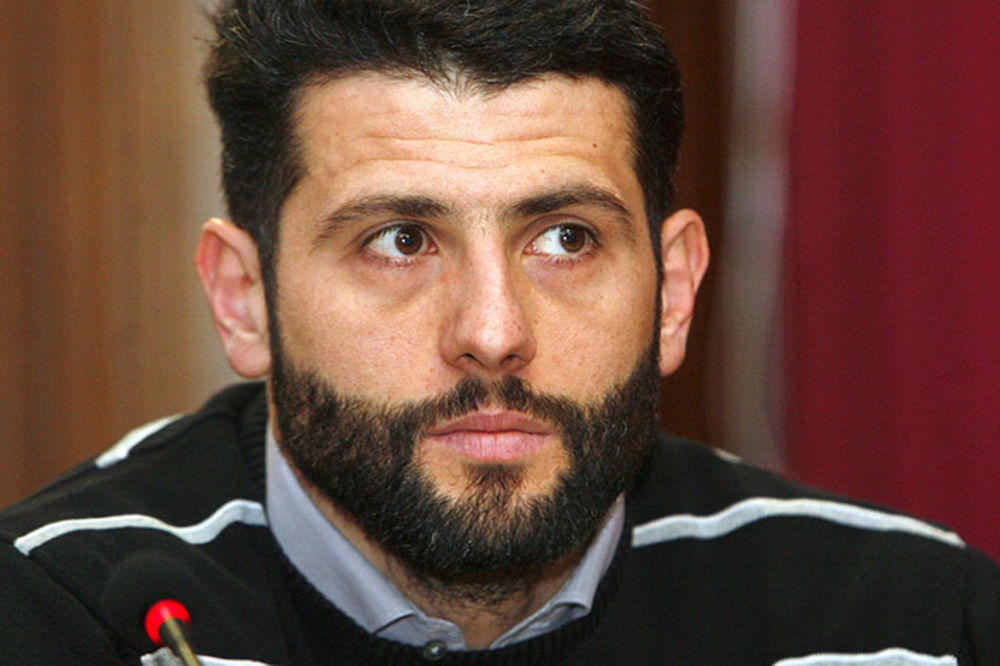 Šapićevo otvoreno pismo genijalcima: Možda nemam toliko pameti, ali ću pokušati da pomognem deci (FOTO)