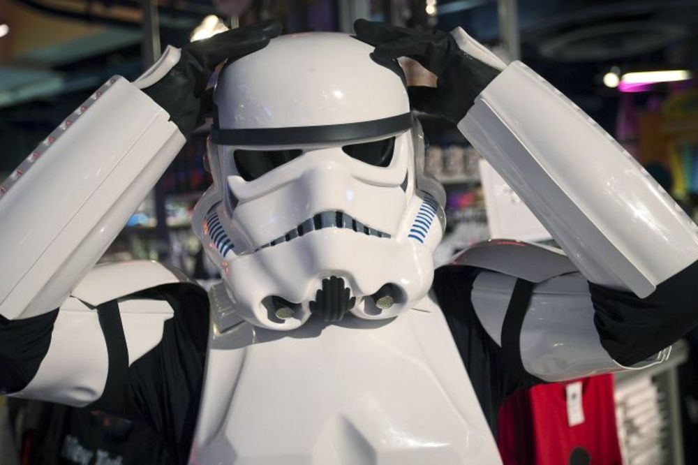 Rekordna zarada Diznija: Tri milijarde dolara od Ratova zvezda (FOTO) (VIDEO)