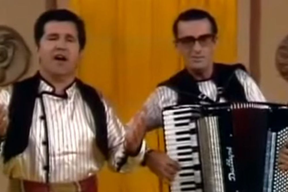 Mujo kuje najlepše note: Na ovoj televiziji možete da slušate samo sevdalinke! (FOTO) (VIDEO)