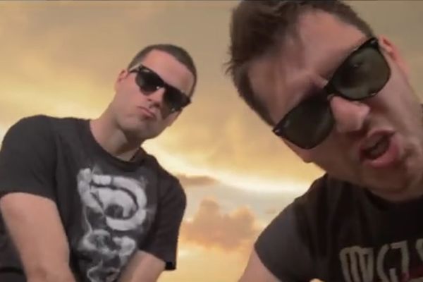 Šta se dešava sredom kad nastupa Đans? Dešava se petak!!