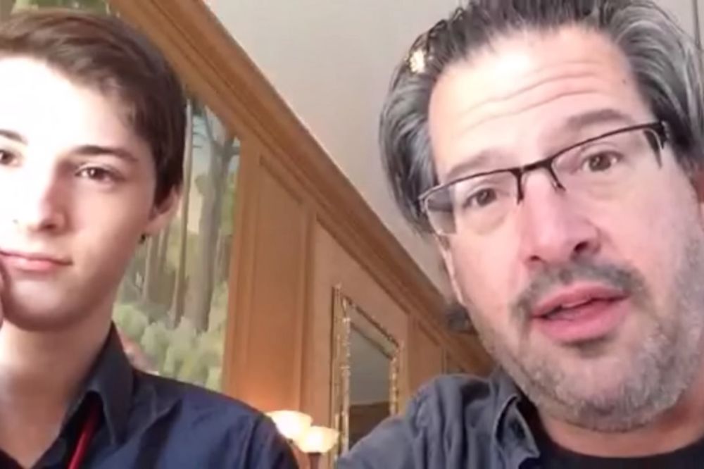 Ima 17 godina i zarađuje 30 hiljada dolara mesečno: Ovo je 5 njegovih saveta! (VIDEO) (GIF)