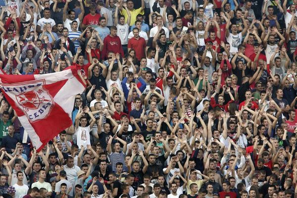 Delije su imale jasnu poruku za igrače Cedevite: Zvezdin sever jako peva, Hrvatska neka p**i cela! (VIDEO)