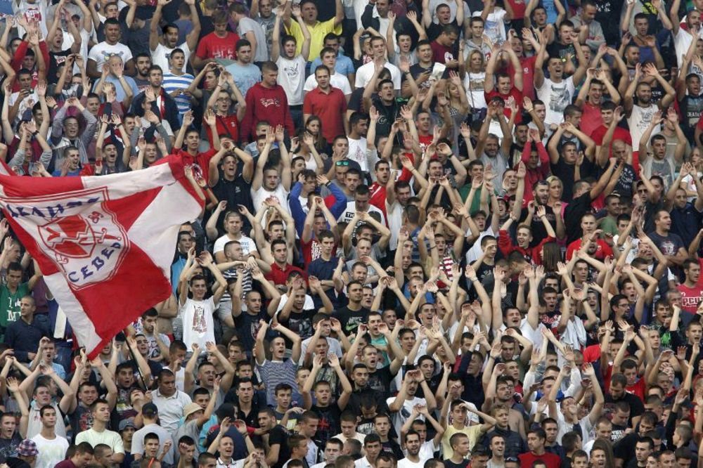 Delije su imale jasnu poruku za igrače Cedevite: Zvezdin sever jako peva, Hrvatska neka p**i cela! (VIDEO)