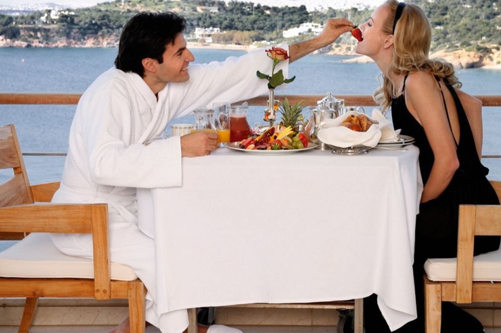 Ne puštajte ga iz ruku: 5 znakova da ste pronašli ljubav svog života (GIF)