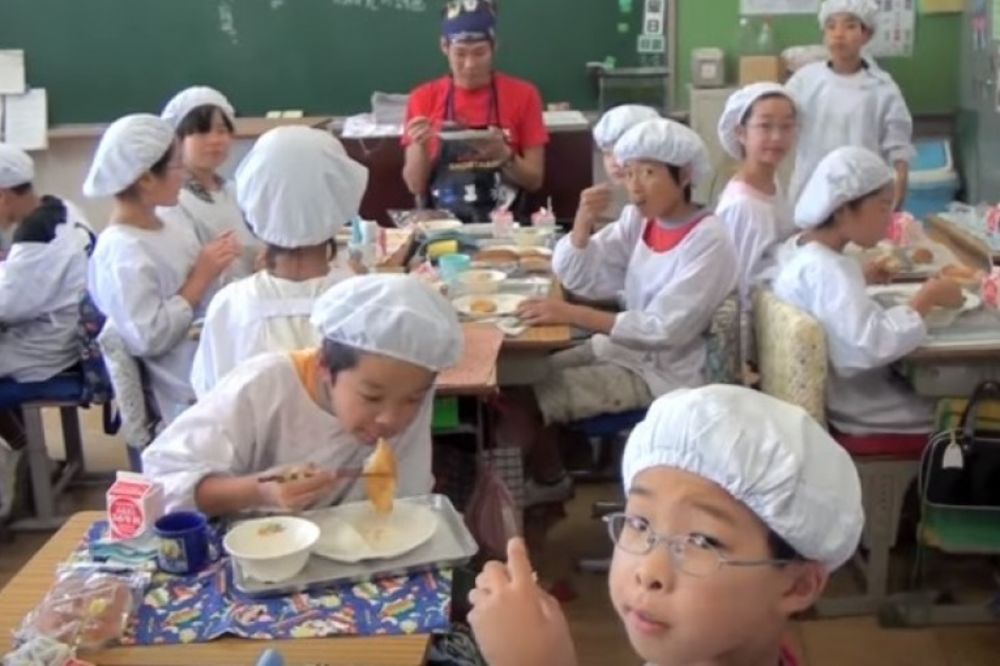 Kako Japanci od dece prave ljude: Zašto ovo niko ne primenjuje u Srbiji? (VIDEO)