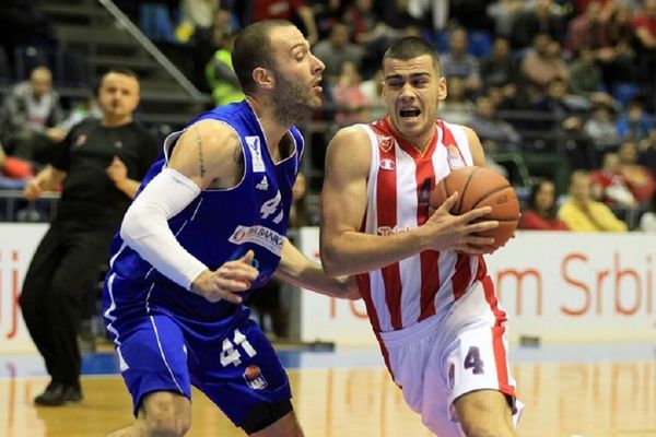 Užas u Pioniru: Rebić krvav napustio teren! (VIDEO)