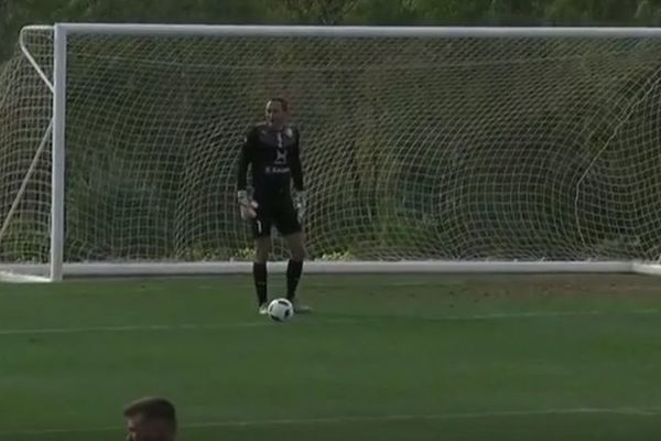Neverovatno: Vetar oduvao gol za vreme utakmice! (GIF) (VIDEO)