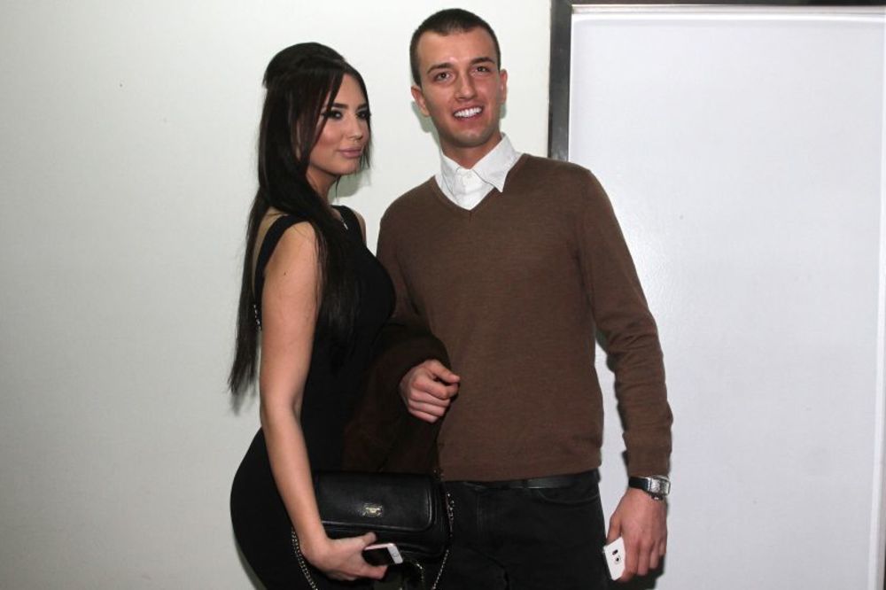 Frka u diskoteci! Pretučen Čumetov bratanac i dečko Katarine Grujić!