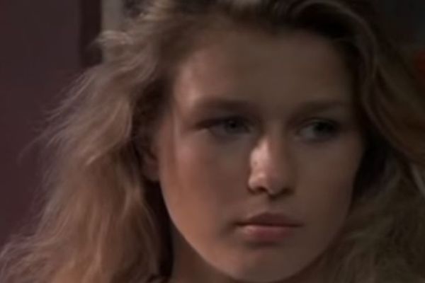 Sećate se Gale Videnović? Oduševila je celu Jugu u Balu na vodi, a prelepa i na pragu 6. decenije!