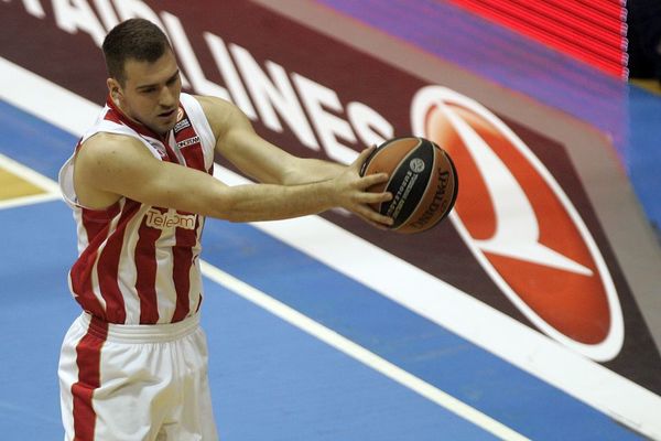 Srbi su dežurni krivci u Evroligi: Gudurić pljačkaš sa beogradskih ulica! (FOTO) (VIDEO)