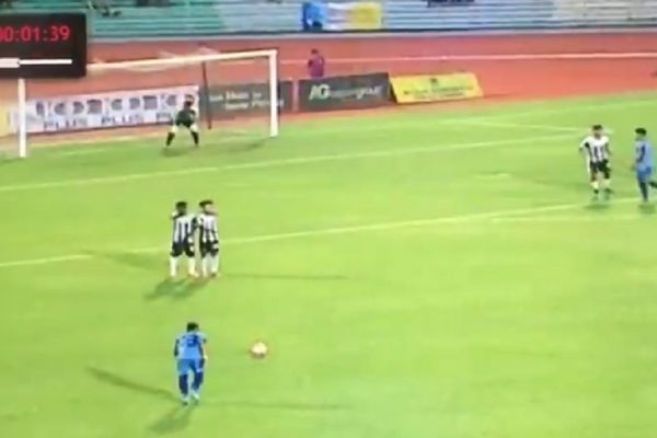 Laserski navođen projektil: Ljudi, imamo gol sezone! (VIDEO)